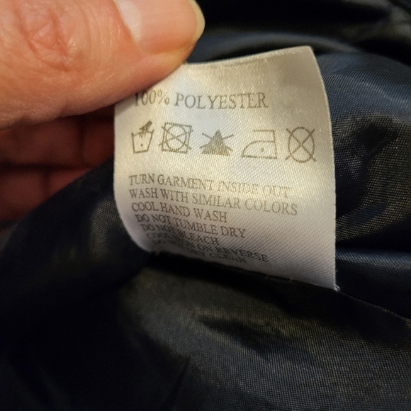 AKIRA Floral Quilted Jacket - Picture 11 of 11